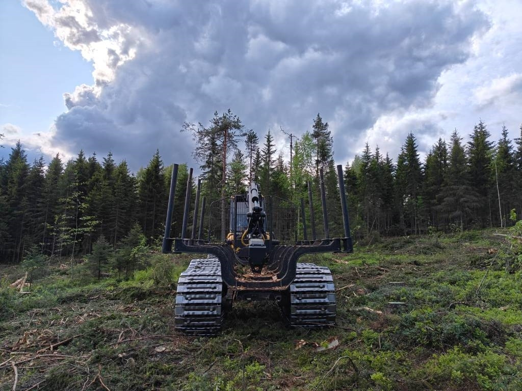 Ponsse Buffalo 8W - Kuormatraktori: kuva Ponsse Buffalo 8W - Kuormatraktori Ponsse Buffalo 8W - Kuormatraktori: kuva Ponsse Buffalo 8W - Kuormatraktori