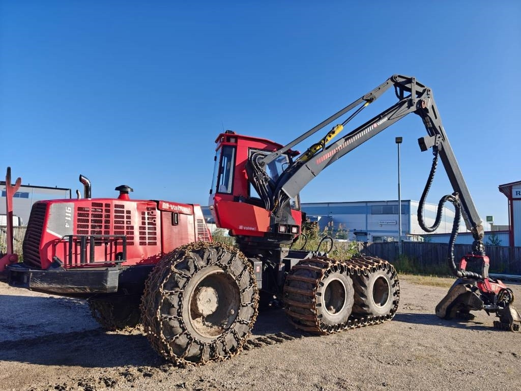 Valmet 911.4 - Harvesteri: kuva Valmet 911.4 - Harvesteri Valmet 911.4 - Harvesteri: kuva Valmet 911.4 - Harvesteri