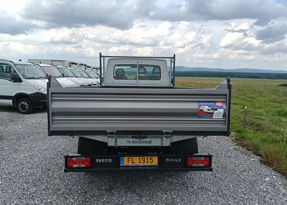 Iveco 35C14,35C13,35C12,35C15 - Kippilava-auto: kuva Iveco 35C14,35C13,35C12,35C15 - Kippilava-auto Iveco 35C14,35C13,35C12,35C15 - Kippilava-auto: kuva Iveco 35C14,35C13,35C12,35C15 - Kippilava-auto