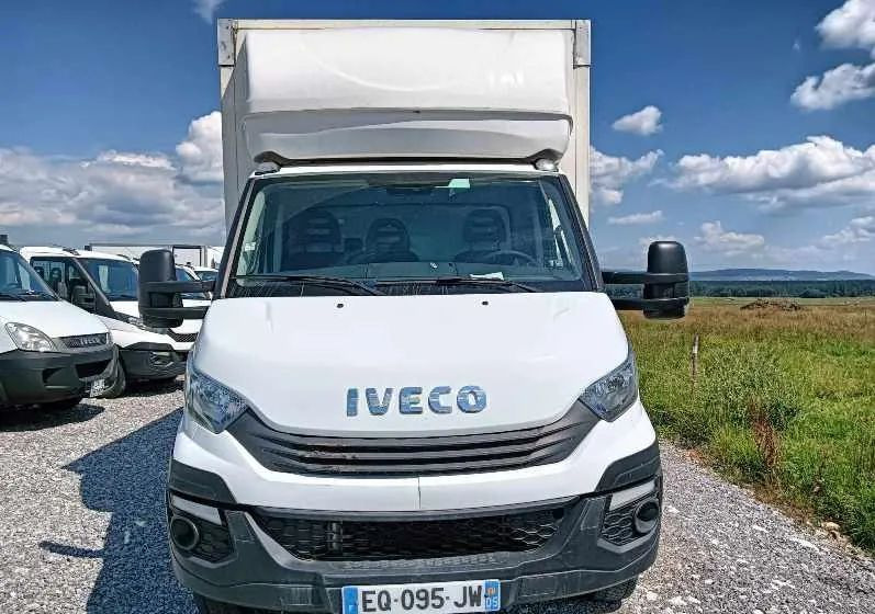 Iveco 35C18,35C15,35C12,70C18 - Jakeluauto: kuva Iveco 35C18,35C15,35C12,70C18 - Jakeluauto Iveco 35C18,35C15,35C12,70C18 - Jakeluauto: kuva Iveco 35C18,35C15,35C12,70C18 - Jakeluauto
