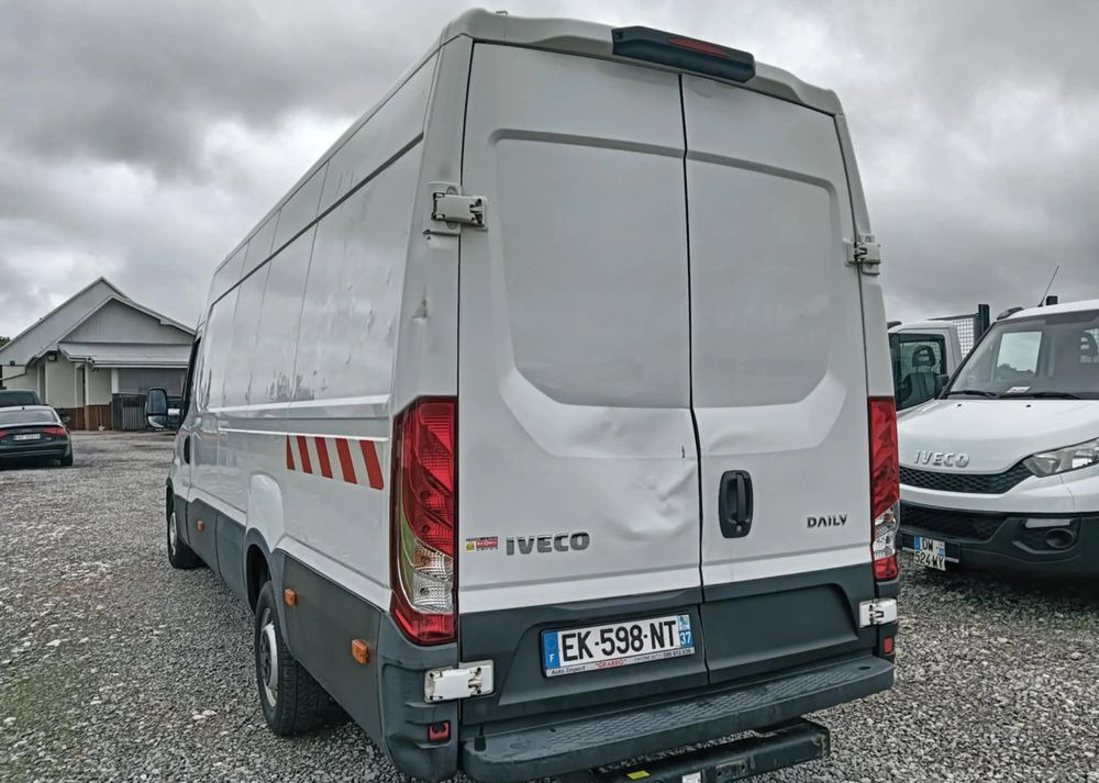 Iveco 35S14,35S13,35C13,35C12, - Pakettiauto: kuva Iveco 35S14,35S13,35C13,35C12, - Pakettiauto Iveco 35S14,35S13,35C13,35C12, - Pakettiauto: kuva Iveco 35S14,35S13,35C13,35C12, - Pakettiauto