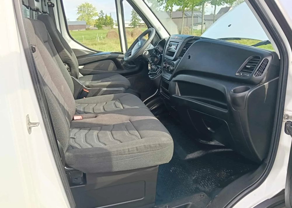 Iveco DAILY 35C13, 35C12, 35C14, 35C15 - Kippilava-auto: kuva Iveco DAILY 35C13, 35C12, 35C14, 35C15 - Kippilava-auto Iveco DAILY 35C13, 35C12, 35C14, 35C15 - Kippilava-auto: kuva Iveco DAILY 35C13, 35C12, 35C14, 35C15 - Kippilava-auto