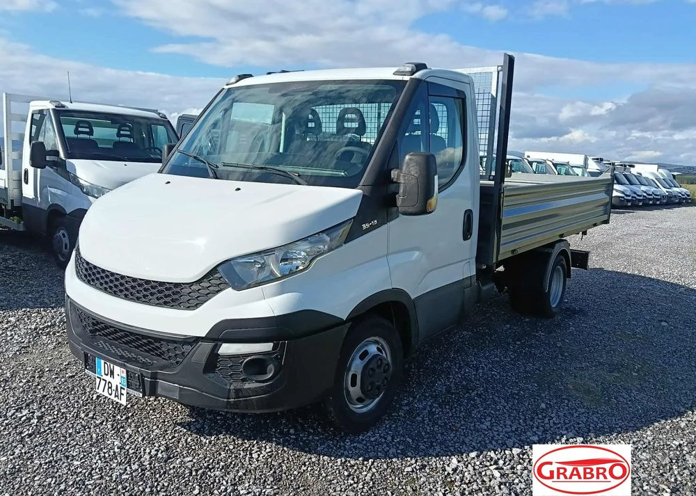 Iveco DAILY 35C13, 35C12, 35C14, 35C15 - Kippilava-auto: kuva Iveco DAILY 35C13, 35C12, 35C14, 35C15 - Kippilava-auto Iveco DAILY 35C13, 35C12, 35C14, 35C15 - Kippilava-auto: kuva Iveco DAILY 35C13, 35C12, 35C14, 35C15 - Kippilava-auto