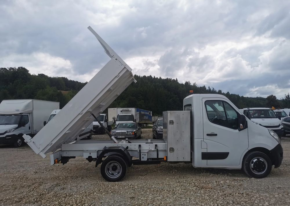 Renault Master Kiper wywrotka 2.3-145KM Hak Bliźniak klimatyzacja Kamera cofania - Kippilava-auto: kuva  Renault Master Kiper wywrotka 2.3-145KM Hak Bliźniak klimatyzacja Kamera cofania - Kippilava-auto Renault Master Kiper wywrotka 2.3-145KM Hak Bliźniak klimatyzacja Kamera cofania - Kippilava-auto: kuva  Renault Master Kiper wywrotka 2.3-145KM Hak Bliźniak klimatyzacja Kamera cofania - Kippilava-auto