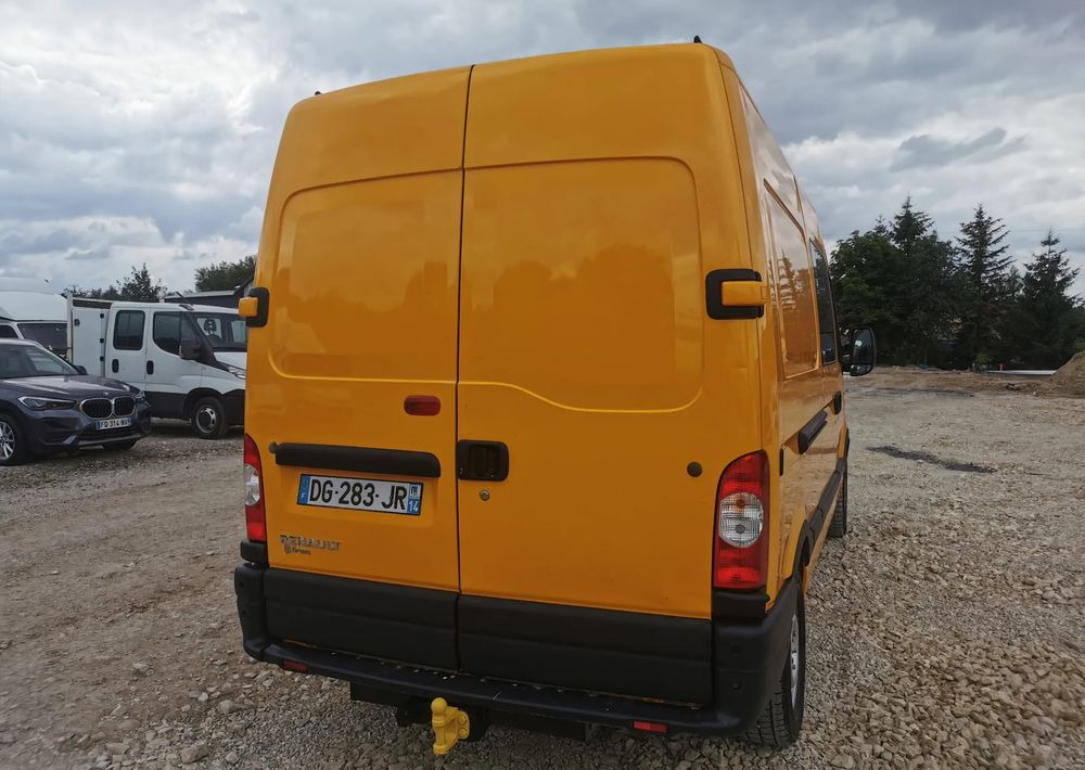 Renault Master L2H2 doka 7-osobowy Dubel 120dCi Brygadówka - Pakettiauto: kuva Renault Master L2H2 doka 7-osobowy Dubel 120dCi Brygadówka - Pakettiauto Renault Master L2H2 doka 7-osobowy Dubel 120dCi Brygadówka - Pakettiauto: kuva Renault Master L2H2 doka 7-osobowy Dubel 120dCi Brygadówka - Pakettiauto
