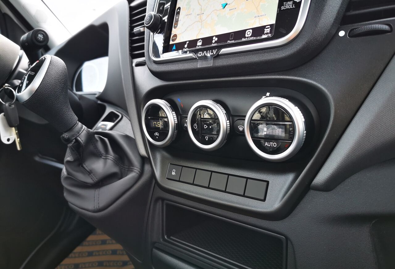 Uusi Pakettiauto IVECO Daily 35S18: kuva Uusi Pakettiauto IVECO Daily 35S18 Uusi Pakettiauto IVECO Daily 35S18: kuva Uusi Pakettiauto IVECO Daily 35S18