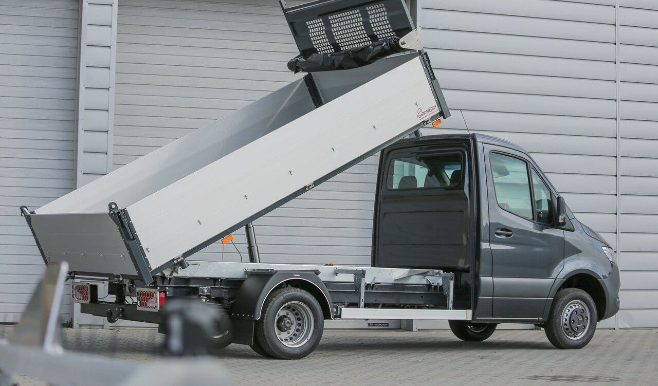 Mercedes-Benz Sprinter 319 - Avolava pakettiauto: kuva Mercedes-Benz Sprinter 319 - Avolava pakettiauto Mercedes-Benz Sprinter 319 - Avolava pakettiauto: kuva Mercedes-Benz Sprinter 319 - Avolava pakettiauto