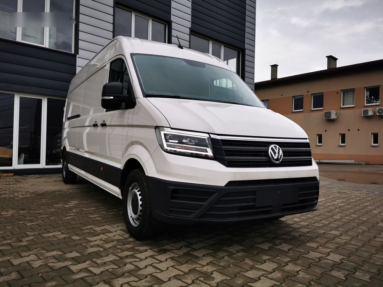 Volkswagen Crafter 2,0 l 177 KM, długość pojazdu 6836 mm - Pakettiauto: kuva Volkswagen Crafter 2,0 l 177 KM, długość pojazdu 6836 mm - Pakettiauto Volkswagen Crafter 2,0 l 177 KM, długość pojazdu 6836 mm - Pakettiauto: kuva Volkswagen Crafter 2,0 l 177 KM, długość pojazdu 6836 mm - Pakettiauto