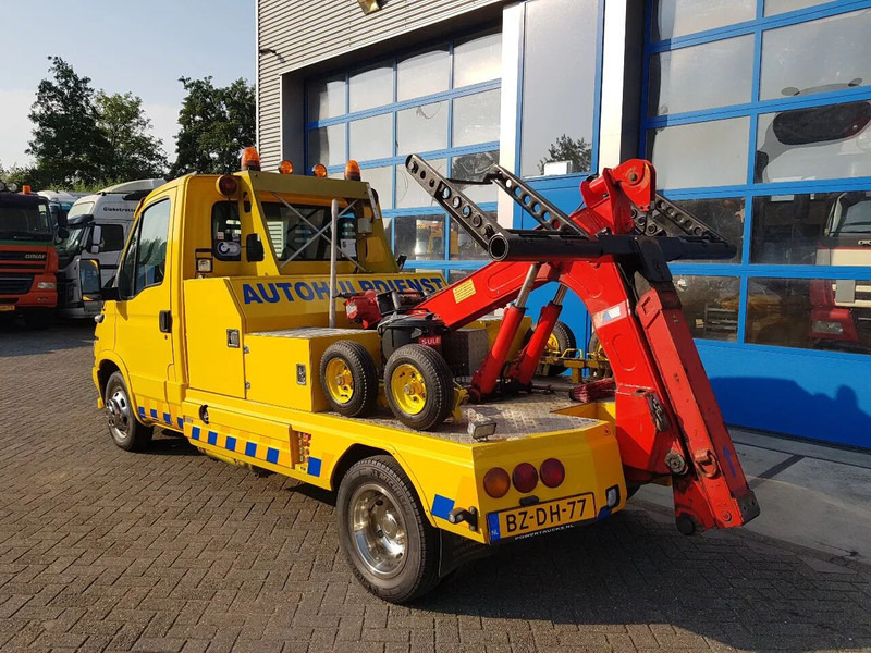 Iveco Daily 50 C12 + Lepel, Hefbril - Hinausauto: kuva Iveco Daily 50 C12 + Lepel, Hefbril - Hinausauto Iveco Daily 50 C12 + Lepel, Hefbril - Hinausauto: kuva Iveco Daily 50 C12 + Lepel, Hefbril - Hinausauto