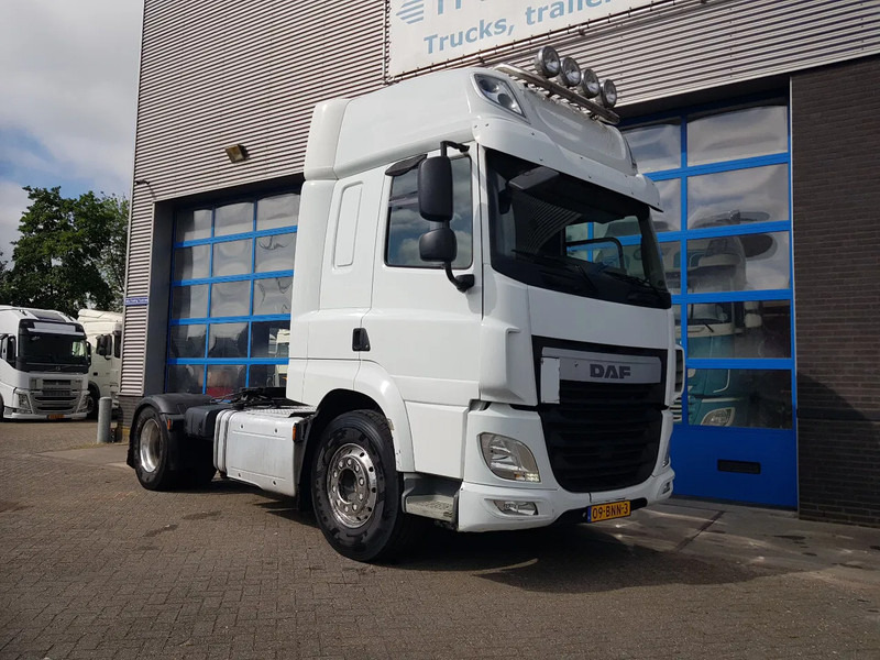 DAF CF 510 Retarder 621.000 km - Vetopöytäauto: kuva DAF CF 510 Retarder 621.000 km - Vetopöytäauto DAF CF 510 Retarder 621.000 km - Vetopöytäauto: kuva DAF CF 510 Retarder 621.000 km - Vetopöytäauto