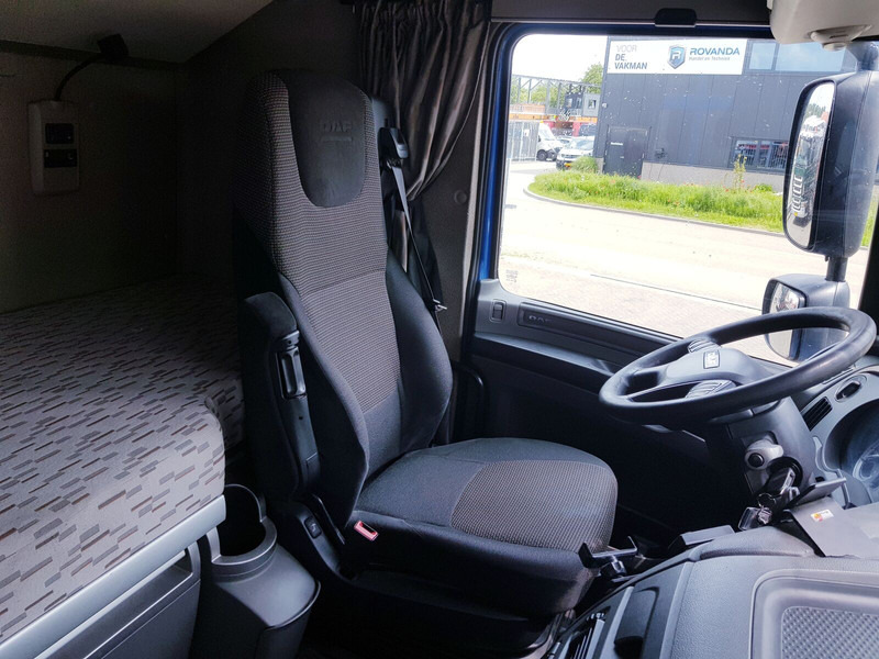 Vetopöytäauto DAF XF 410 FT: kuva Vetopöytäauto DAF XF 410 FT