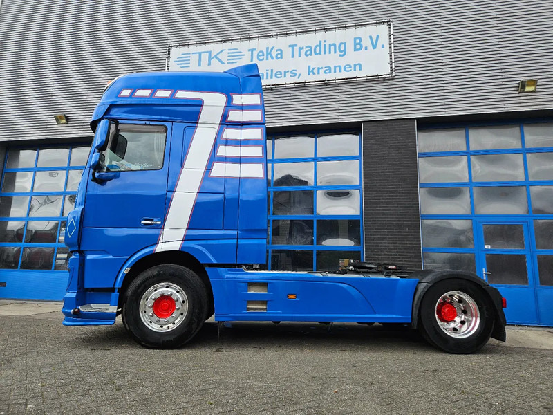 DAF XF 460 Special Lether Interior Navigatie Apk/TÜV Smart 2 tacho - Vetopöytäauto: kuva DAF XF 460 Special Lether Interior Navigatie Apk/TÜV Smart 2 tacho - Vetopöytäauto DAF XF 460 Special Lether Interior Navigatie Apk/TÜV Smart 2 tacho - Vetopöytäauto: kuva DAF XF 460 Special Lether Interior Navigatie Apk/TÜV Smart 2 tacho - Vetopöytäauto