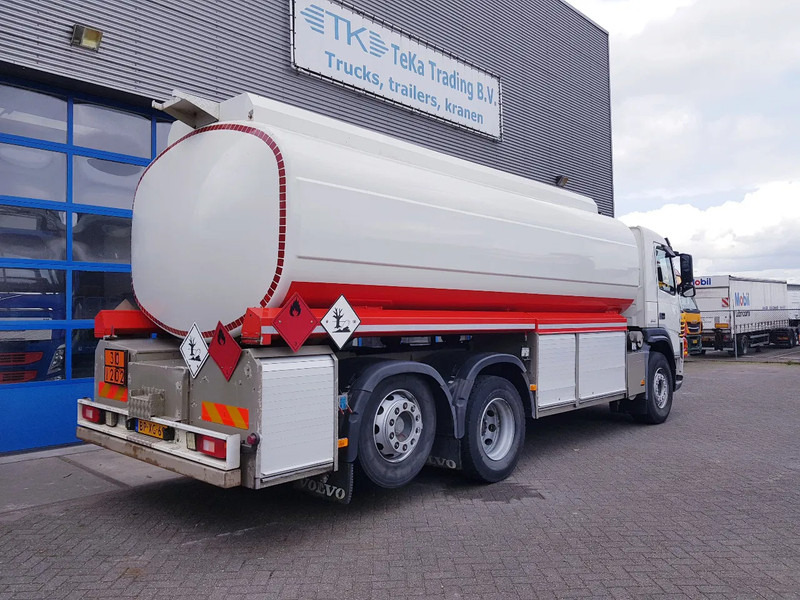 Säiliöauto Volvo FM 9.340 Fuel 21.400 Liter 3 Comp Euro 3: kuva Säiliöauto Volvo FM 9.340 Fuel 21.400 Liter 3 Comp Euro 3
