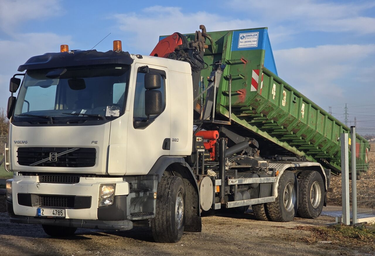 Volvo FE 320 HOOK SYSTEM LITTLE WEELBASE TOP CRANE PALFINGER - Koukkulava kuorma-auto, Nosturiauto: kuva Volvo FE 320 HOOK SYSTEM LITTLE WEELBASE TOP CRANE PALFINGER - Koukkulava kuorma-auto, Nosturiauto Volvo FE 320 HOOK SYSTEM LITTLE WEELBASE TOP CRANE PALFINGER - Koukkulava kuorma-auto, Nosturiauto: kuva Volvo FE 320 HOOK SYSTEM LITTLE WEELBASE TOP CRANE PALFINGER - Koukkulava kuorma-auto, Nosturiauto