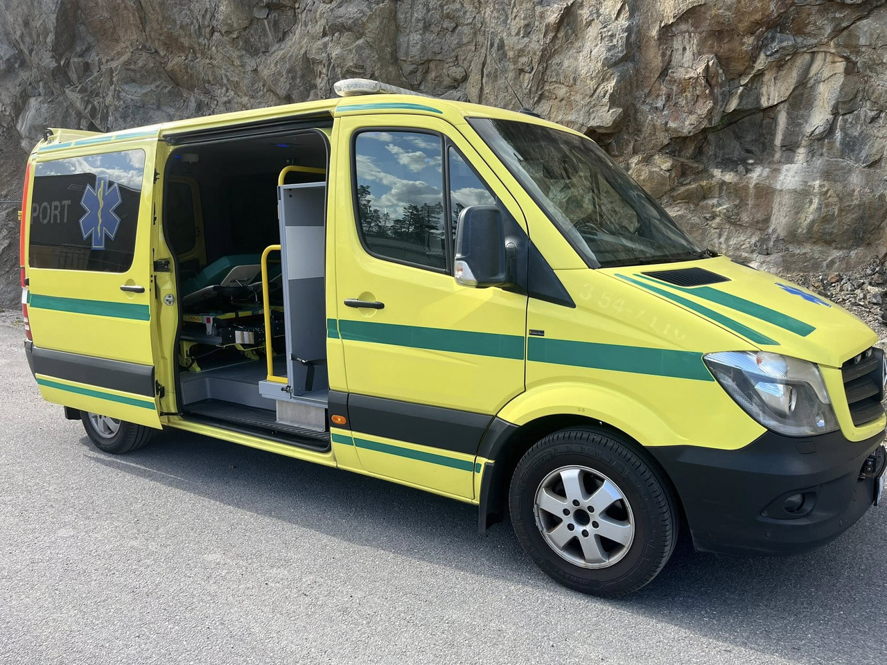 Mercedes-Benz Sprinter 316 - 2 stretcher AMBULANCE - RESERERAD !! - Ambulanssi: kuva Mercedes-Benz Sprinter 316 - 2 stretcher AMBULANCE - RESERERAD !! - Ambulanssi Mercedes-Benz Sprinter 316 - 2 stretcher AMBULANCE - RESERERAD !! - Ambulanssi: kuva Mercedes-Benz Sprinter 316 - 2 stretcher AMBULANCE - RESERERAD !! - Ambulanssi