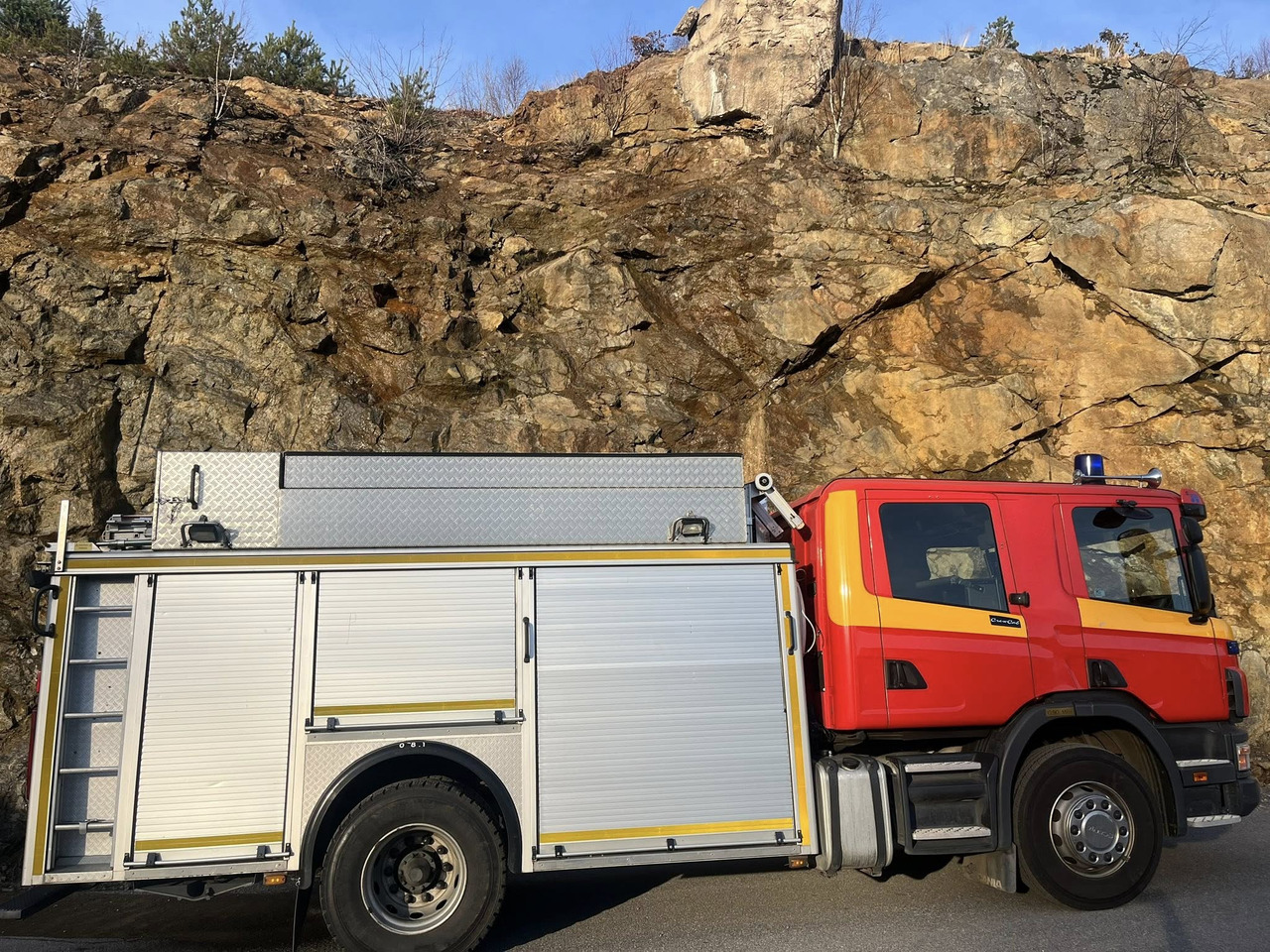 SCANIA P94GB 4x2 NZ310 - Fire engine - RESERVERAD !! - Paloauto: kuva SCANIA P94GB 4x2 NZ310 - Fire engine - RESERVERAD !! - Paloauto SCANIA P94GB 4x2 NZ310 - Fire engine - RESERVERAD !! - Paloauto: kuva SCANIA P94GB 4x2 NZ310 - Fire engine - RESERVERAD !! - Paloauto