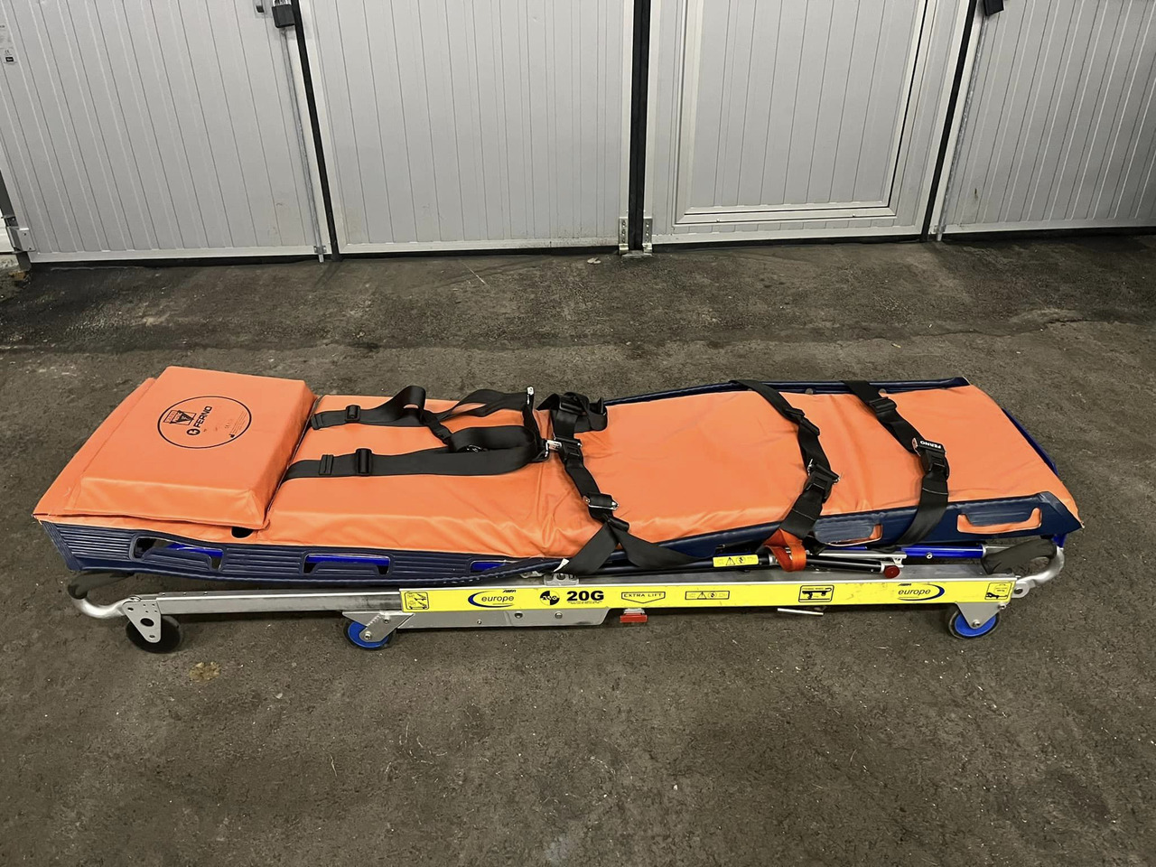 Stretcher Allfa Europé 20G - Ambulanssi: kuva Stretcher Allfa Europé 20G - Ambulanssi Stretcher Allfa Europé 20G - Ambulanssi: kuva Stretcher Allfa Europé 20G - Ambulanssi