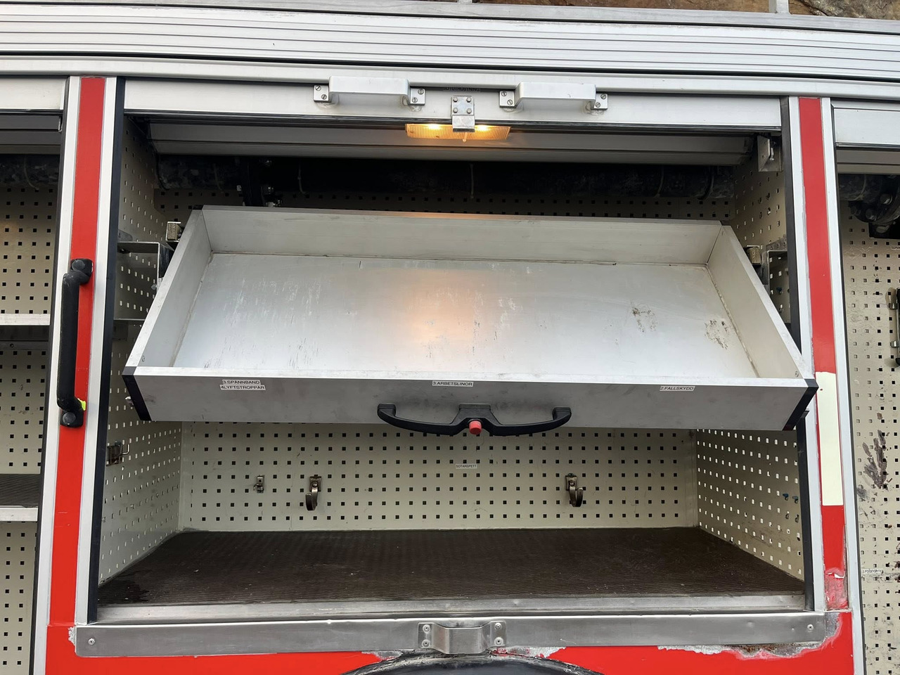 VOLVO FL 10 4x2 - Paloauto: kuva VOLVO FL 10 4x2 - Paloauto VOLVO FL 10 4x2 - Paloauto: kuva VOLVO FL 10 4x2 - Paloauto