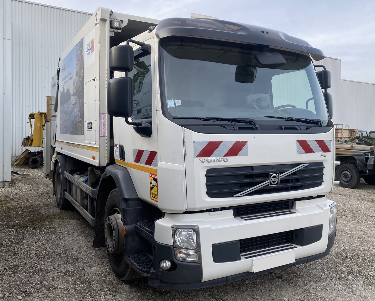 Volvo FE300 FAUN Müllwagen Garbage 2-Kammern Eu5 Top Zustand - Roska-auto: kuva Volvo FE300 FAUN Müllwagen Garbage 2-Kammern Eu5 Top Zustand - Roska-auto Volvo FE300 FAUN Müllwagen Garbage 2-Kammern Eu5 Top Zustand - Roska-auto: kuva Volvo FE300 FAUN Müllwagen Garbage 2-Kammern Eu5 Top Zustand - Roska-auto