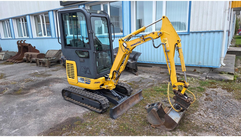Komatsu PC14R - Minikuormaaja: kuva Komatsu PC14R - Minikuormaaja Komatsu PC14R - Minikuormaaja: kuva Komatsu PC14R - Minikuormaaja