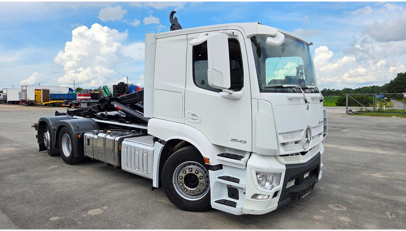 Mercedes-Benz Actros 2543 6X2*4 - Koukkulava kuorma-auto: kuva Mercedes-Benz Actros 2543 6X2*4 - Koukkulava kuorma-auto Mercedes-Benz Actros 2543 6X2*4 - Koukkulava kuorma-auto: kuva Mercedes-Benz Actros 2543 6X2*4 - Koukkulava kuorma-auto