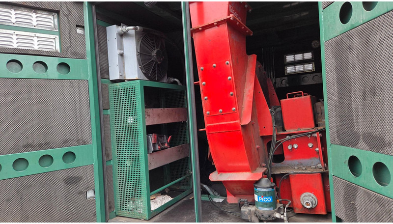 Leasing Scania P450 8X4*4 Scania P450 8X4*4: kuva Leasing Scania P450 8X4*4 Scania P450 8X4*4 Leasing Scania P450 8X4*4 Scania P450 8X4*4: kuva Leasing Scania P450 8X4*4 Scania P450 8X4*4