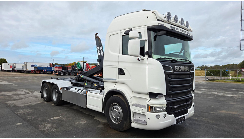 Scania R520 6X4 - Koukkulava kuorma-auto: kuva Scania R520 6X4 - Koukkulava kuorma-auto Scania R520 6X4 - Koukkulava kuorma-auto: kuva Scania R520 6X4 - Koukkulava kuorma-auto