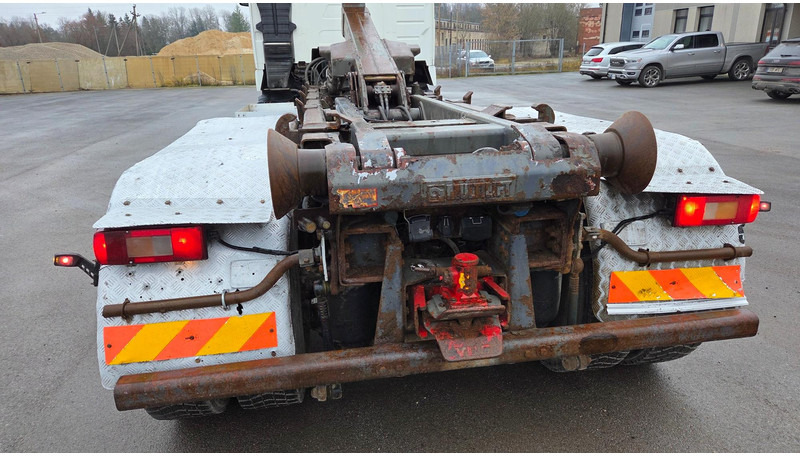 Volvo FH500 6X4 - Koukkulava kuorma-auto: kuva Volvo FH500 6X4 - Koukkulava kuorma-auto Volvo FH500 6X4 - Koukkulava kuorma-auto: kuva Volvo FH500 6X4 - Koukkulava kuorma-auto