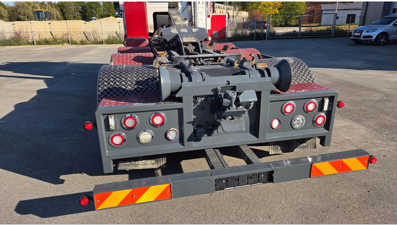 Volvo FM460 8X2*6 - Koukkulava kuorma-auto: kuva Volvo FM460 8X2*6 - Koukkulava kuorma-auto Volvo FM460 8X2*6 - Koukkulava kuorma-auto: kuva Volvo FM460 8X2*6 - Koukkulava kuorma-auto