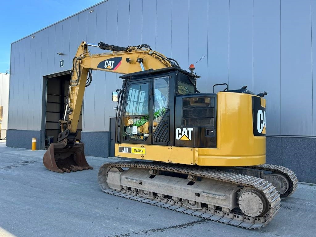 CAT 325 FL CR  - Telakaivukone: kuva CAT 325 FL CR  - Telakaivukone CAT 325 FL CR  - Telakaivukone: kuva CAT 325 FL CR  - Telakaivukone