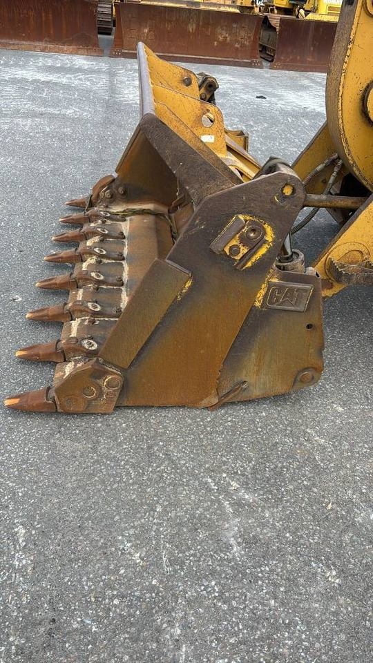 CAT 953 D (Under Preparation) - Telakuormaaja: kuva CAT 953 D (Under Preparation) - Telakuormaaja CAT 953 D (Under Preparation) - Telakuormaaja: kuva CAT 953 D (Under Preparation) - Telakuormaaja