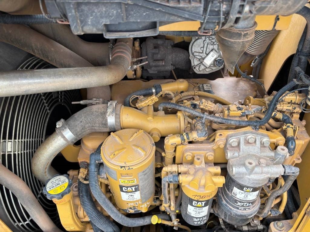 Leasing CAT D 5 K 2 XL (Low Verified Hours)  CAT D 5 K 2 XL (Low Verified Hours): kuva Leasing CAT D 5 K 2 XL (Low Verified Hours)  CAT D 5 K 2 XL (Low Verified Hours)