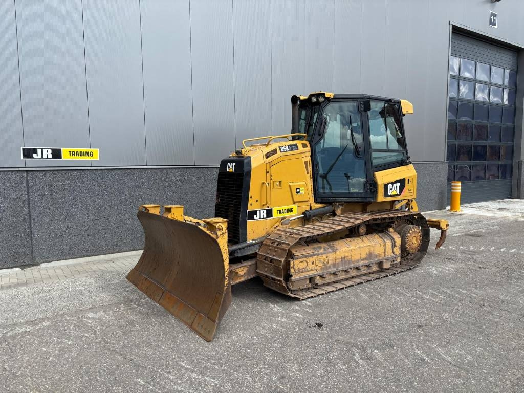 CAT D 5 K 2 XL (Low Verified Hours) - Puskutraktori: kuva CAT D 5 K 2 XL (Low Verified Hours) - Puskutraktori CAT D 5 K 2 XL (Low Verified Hours) - Puskutraktori: kuva CAT D 5 K 2 XL (Low Verified Hours) - Puskutraktori