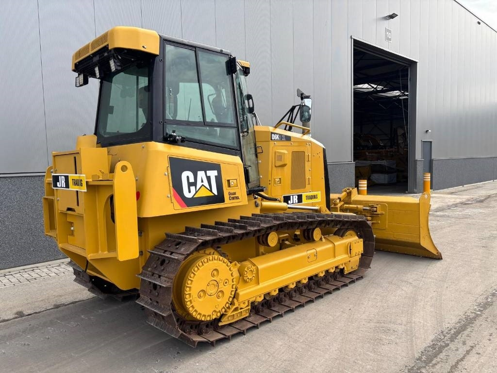 CAT D 6 K 2 XL (Low Verified Hours) - Puskutraktori: kuva CAT D 6 K 2 XL (Low Verified Hours) - Puskutraktori CAT D 6 K 2 XL (Low Verified Hours) - Puskutraktori: kuva CAT D 6 K 2 XL (Low Verified Hours) - Puskutraktori