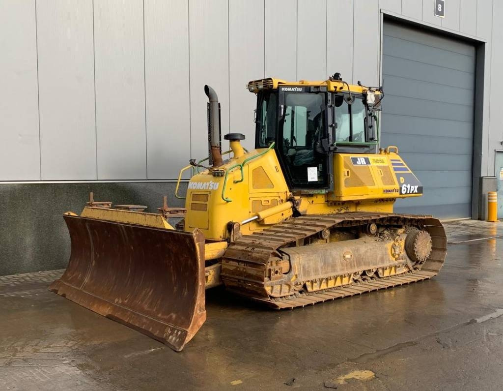 Komatsu D 61 PX-23 - Puskutraktori: kuva Komatsu D 61 PX-23 - Puskutraktori Komatsu D 61 PX-23 - Puskutraktori: kuva Komatsu D 61 PX-23 - Puskutraktori