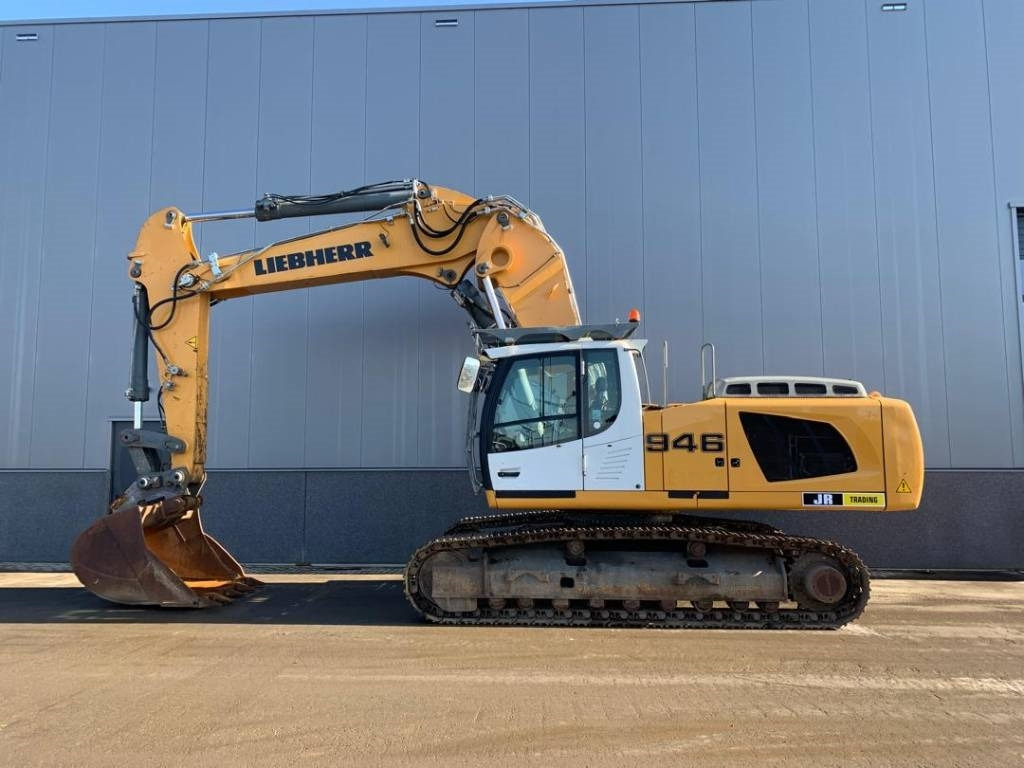 Liebherr R 946 LC - Telakaivukone: kuva Liebherr R 946 LC - Telakaivukone Liebherr R 946 LC - Telakaivukone: kuva Liebherr R 946 LC - Telakaivukone