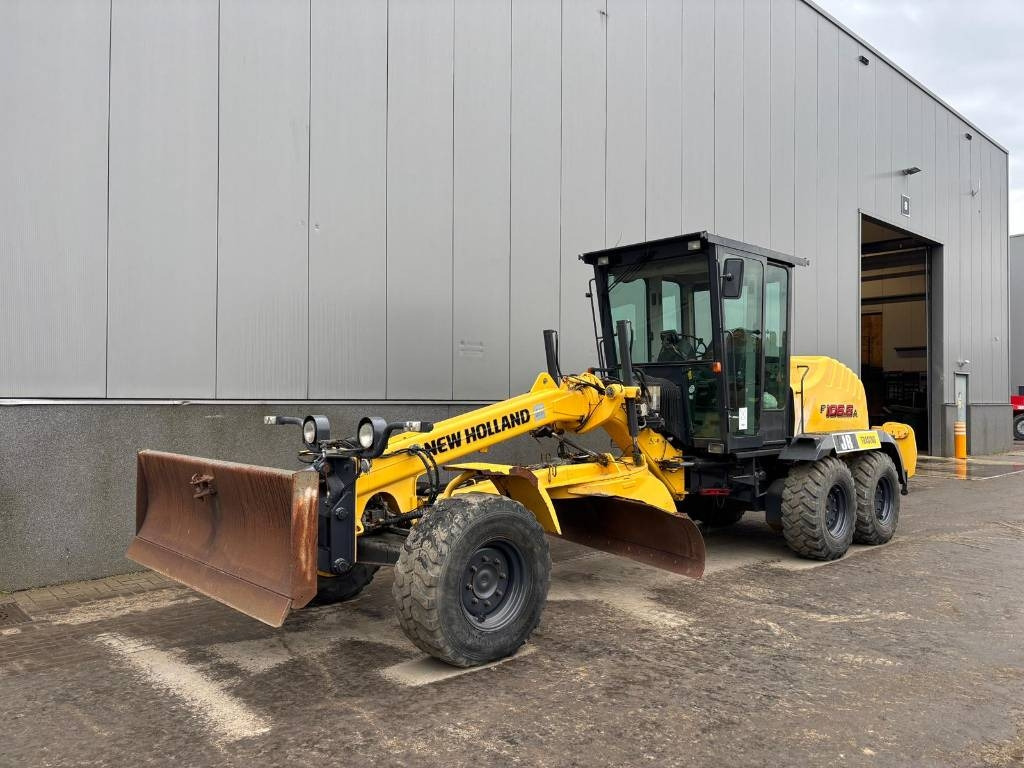 New Holland F 106.6 A - Tiehöylä: kuva New Holland F 106.6 A - Tiehöylä New Holland F 106.6 A - Tiehöylä: kuva New Holland F 106.6 A - Tiehöylä