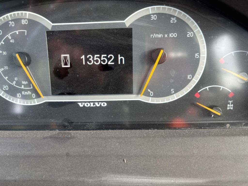 Volvo A 35 G (Under Preparation) - Nivelkippiauto: kuva Volvo A 35 G (Under Preparation) - Nivelkippiauto Volvo A 35 G (Under Preparation) - Nivelkippiauto: kuva Volvo A 35 G (Under Preparation) - Nivelkippiauto