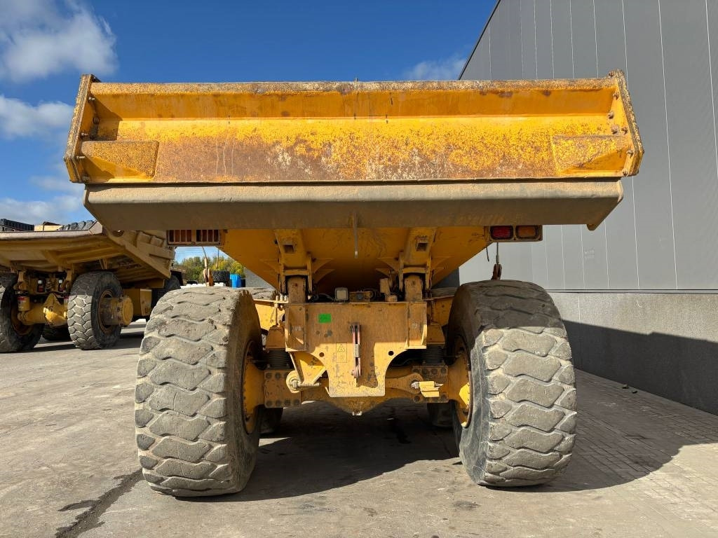 Volvo A 40 F - Nivelkippiauto: kuva Volvo A 40 F - Nivelkippiauto Volvo A 40 F - Nivelkippiauto: kuva Volvo A 40 F - Nivelkippiauto