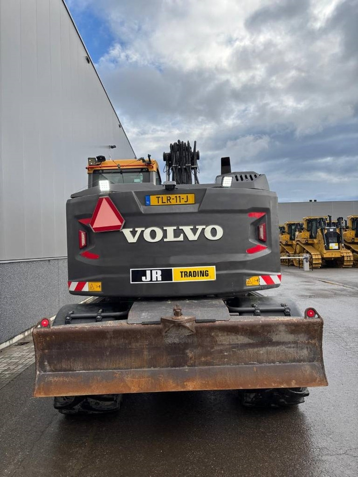 Volvo EWR 150 E (Under Preparation) - Pyöräalustainen kaivinkone: kuva Volvo EWR 150 E (Under Preparation) - Pyöräalustainen kaivinkone Volvo EWR 150 E (Under Preparation) - Pyöräalustainen kaivinkone: kuva Volvo EWR 150 E (Under Preparation) - Pyöräalustainen kaivinkone