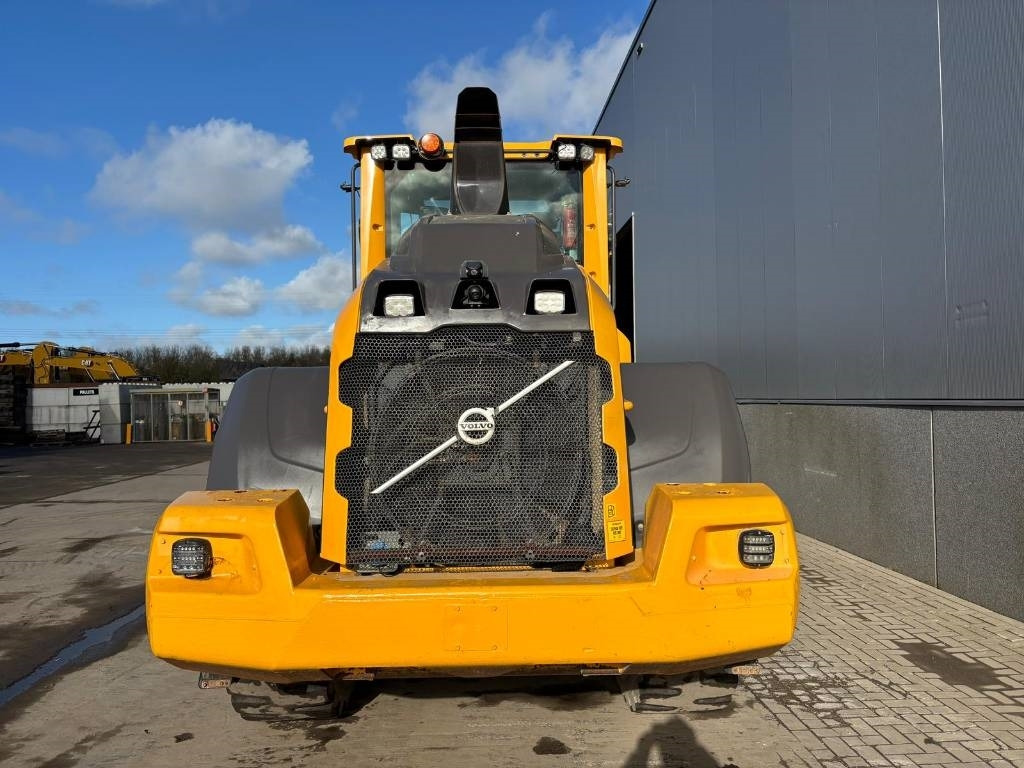 Volvo L 90 H  - Pyöräkuormaaja: kuva Volvo L 90 H  - Pyöräkuormaaja Volvo L 90 H  - Pyöräkuormaaja: kuva Volvo L 90 H  - Pyöräkuormaaja