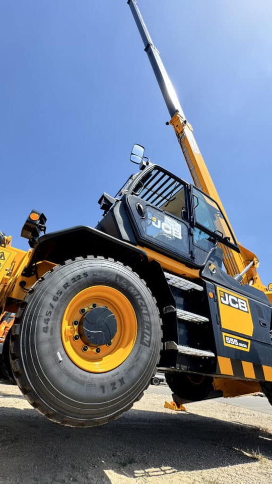 Uusi Kurottaja JCB 555-260R: kuva Uusi Kurottaja JCB 555-260R