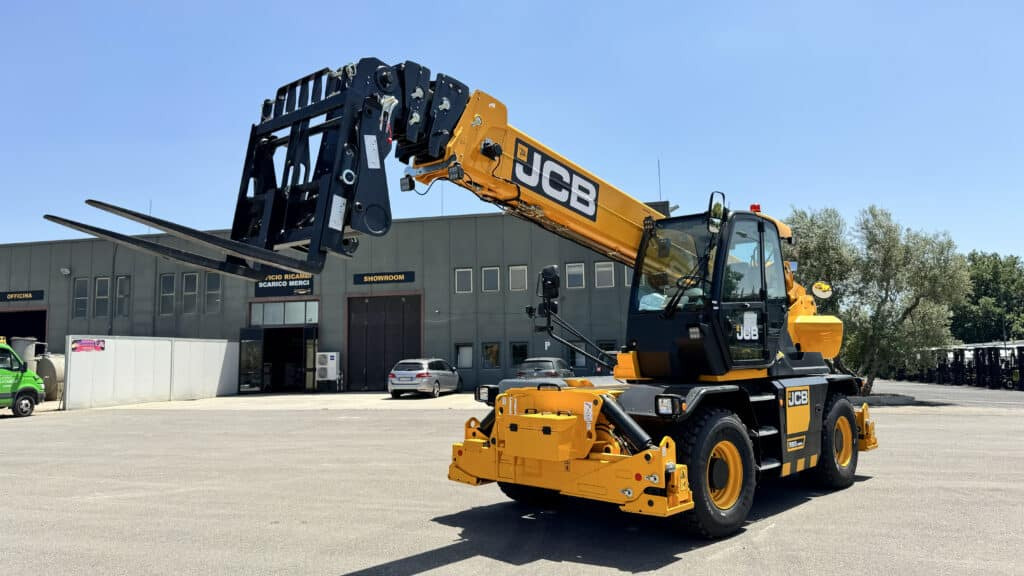 Uusi Kurottaja JCB 555-260R: kuva Uusi Kurottaja JCB 555-260R