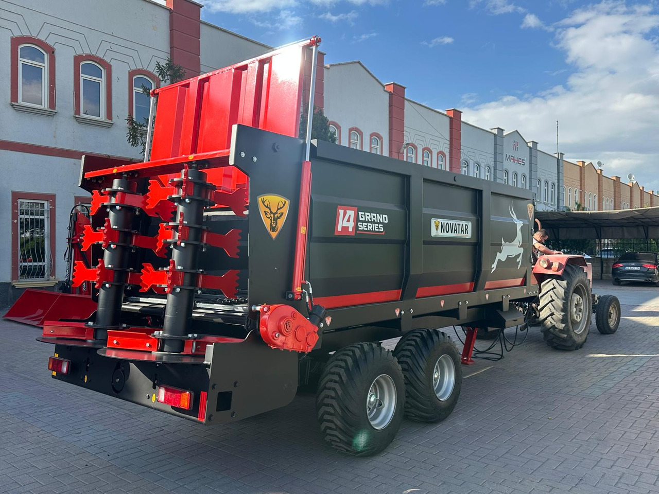 Novatar Manure Spreader Trailer 10 M3 - Kuivalannan levitin: kuva Novatar Manure Spreader Trailer 10 M3 - Kuivalannan levitin Novatar Manure Spreader Trailer 10 M3 - Kuivalannan levitin: kuva Novatar Manure Spreader Trailer 10 M3 - Kuivalannan levitin