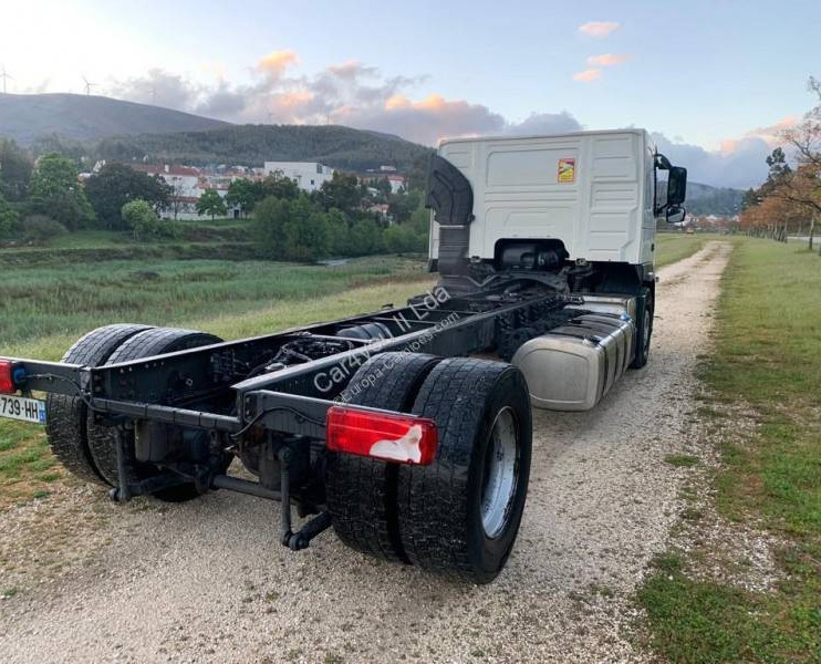 Volvo FM 460 - Kuorma-auto alusta: kuva Volvo FM 460 - Kuorma-auto alusta Volvo FM 460 - Kuorma-auto alusta: kuva Volvo FM 460 - Kuorma-auto alusta