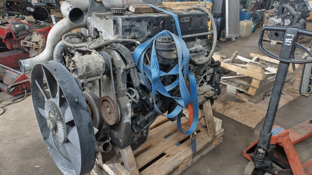 Cummins Isme 11 L - Moottori - Kuorma-auto: kuva Cummins Isme 11 L - Moottori - Kuorma-auto Cummins Isme 11 L - Moottori - Kuorma-auto: kuva Cummins Isme 11 L - Moottori - Kuorma-auto