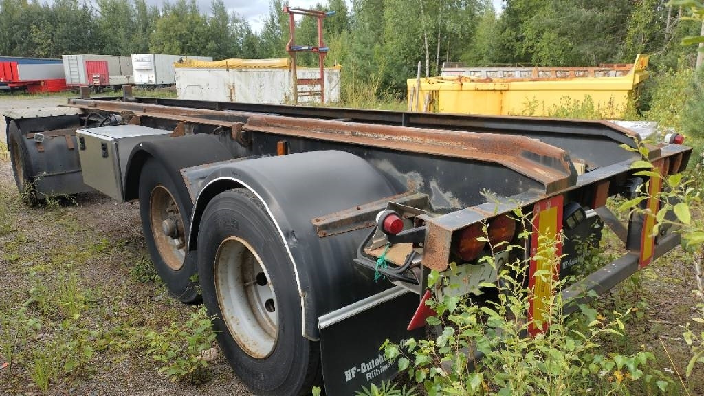 Joka 1 lavan vaihtolava kärry - Vaihtolavaperävaunu/ Nostovarsi vaihtolavaperävaunu: kuva Joka 1 lavan vaihtolava kärry - Vaihtolavaperävaunu/ Nostovarsi vaihtolavaperävaunu Joka 1 lavan vaihtolava kärry - Vaihtolavaperävaunu/ Nostovarsi vaihtolavaperävaunu: kuva Joka 1 lavan vaihtolava kärry - Vaihtolavaperävaunu/ Nostovarsi vaihtolavaperävaunu