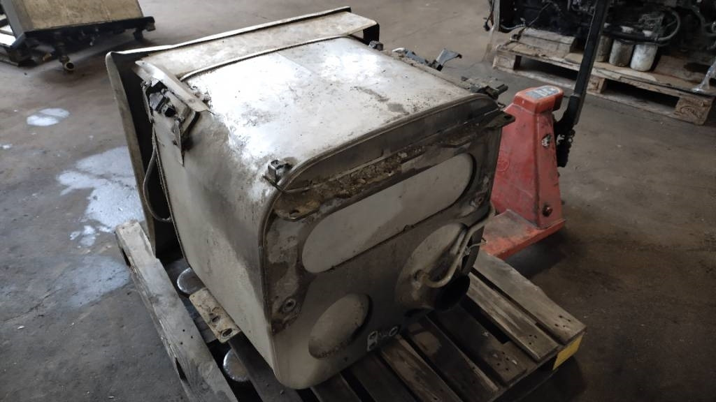 MAN Euro 6 katalysaattori - Moottori - Kuorma-auto: kuva MAN Euro 6 katalysaattori - Moottori - Kuorma-auto MAN Euro 6 katalysaattori - Moottori - Kuorma-auto: kuva MAN Euro 6 katalysaattori - Moottori - Kuorma-auto