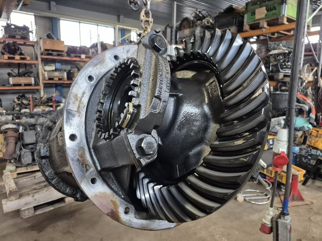 MAN HYD-1370 Etuperä ratio 3,70 - Akseli ja osat - Kuorma-auto: kuva MAN HYD-1370 Etuperä ratio 3,70 - Akseli ja osat - Kuorma-auto MAN HYD-1370 Etuperä ratio 3,70 - Akseli ja osat - Kuorma-auto: kuva MAN HYD-1370 Etuperä ratio 3,70 - Akseli ja osat - Kuorma-auto