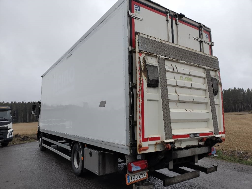 MAN TGM 15.250 7,5m kylmäkori,Lumikko kone, aj.170tkm! - Refrigeraattori kuorma-auto: kuva MAN TGM 15.250 7,5m kylmäkori,Lumikko kone, aj.170tkm! - Refrigeraattori kuorma-auto MAN TGM 15.250 7,5m kylmäkori,Lumikko kone, aj.170tkm! - Refrigeraattori kuorma-auto: kuva MAN TGM 15.250 7,5m kylmäkori,Lumikko kone, aj.170tkm! - Refrigeraattori kuorma-auto